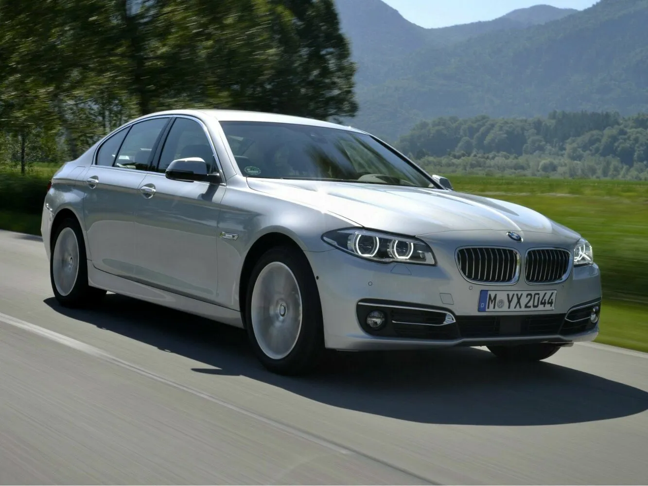 BMW 5 серии 520d 2.0d MT (190 л.с.)