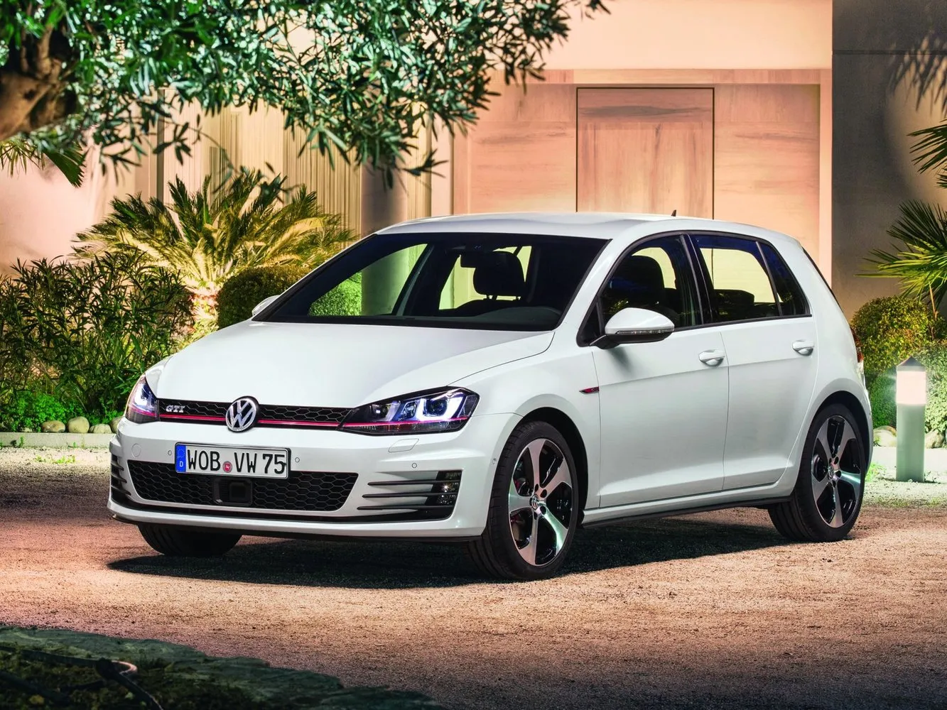Volkswagen Golf GTI VII