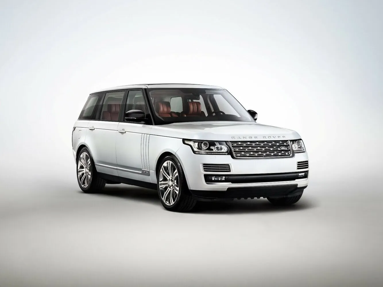 Land Rover Range Rover Long 4.4d AT (339 л.с.) 4WD
