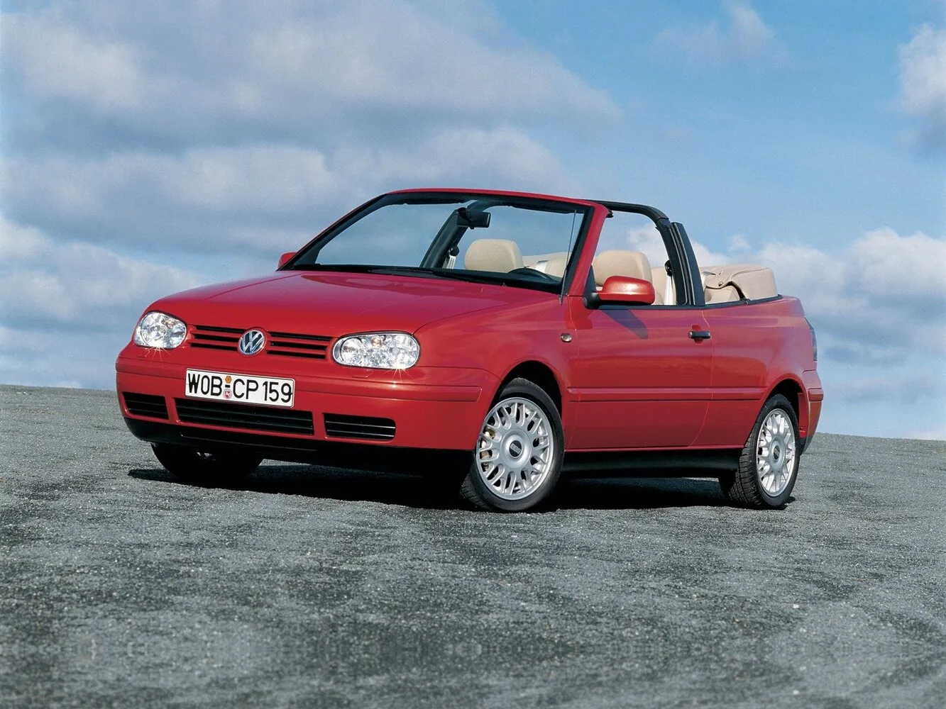 Volkswagen Golf 1.9d MT (90 л.с.)