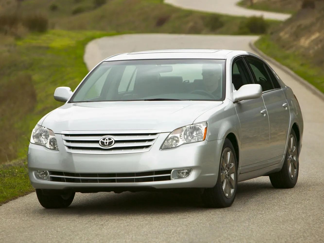 Toyota Avalon III