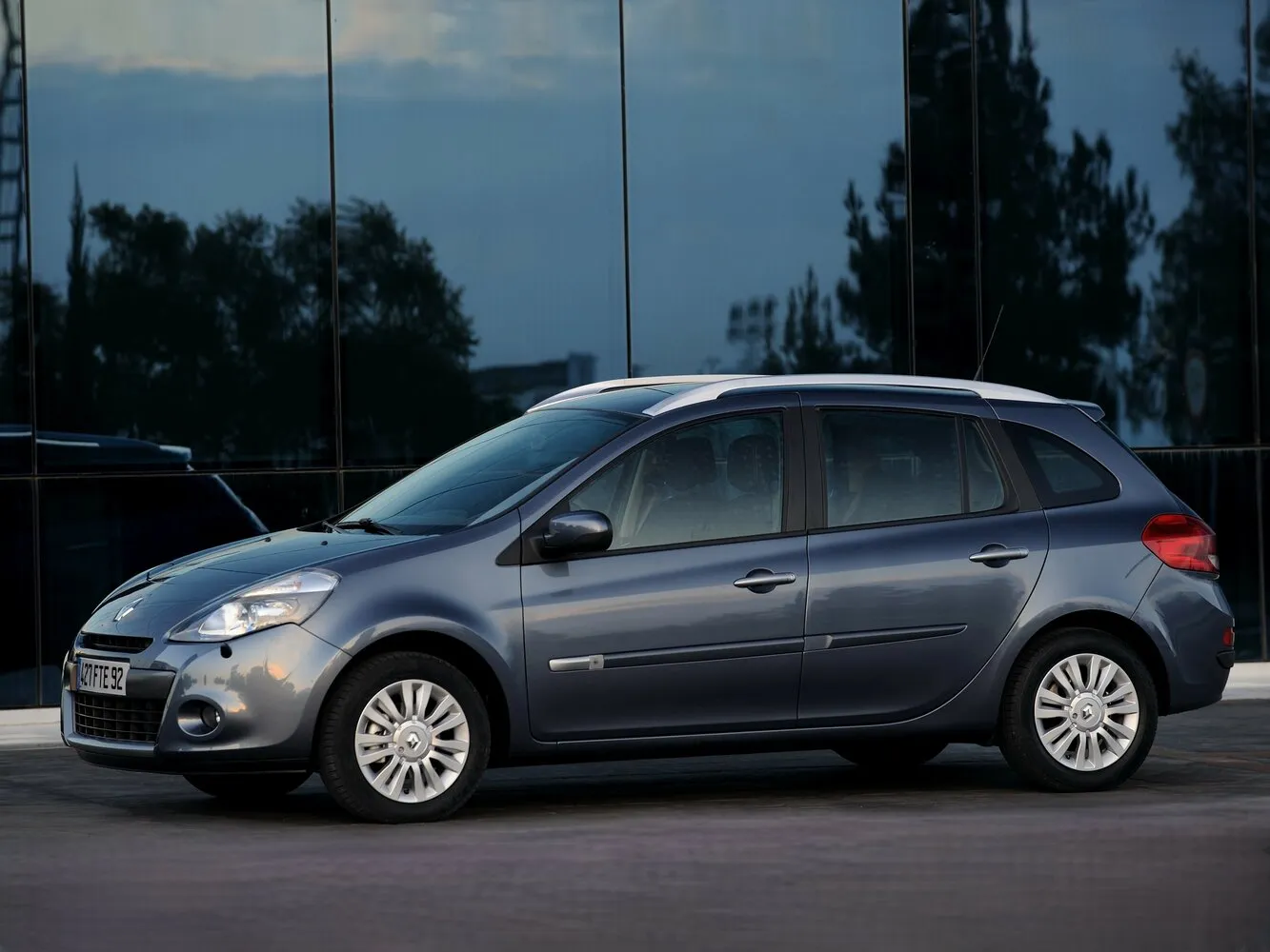 Renault Clio 1.5d AMT (86 л.с.)