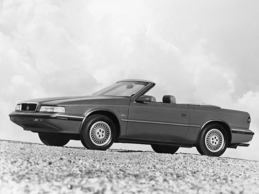 Chrysler TC by Maserati 