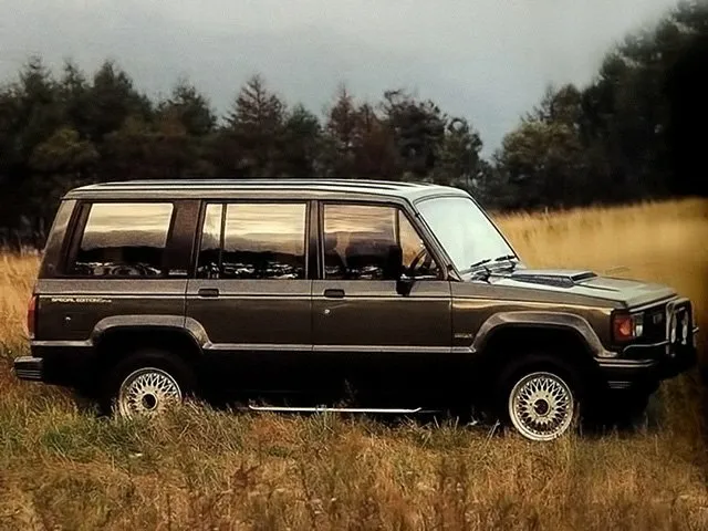 Isuzu Bighorn 2.0 MT (86 л.с.) 4WD