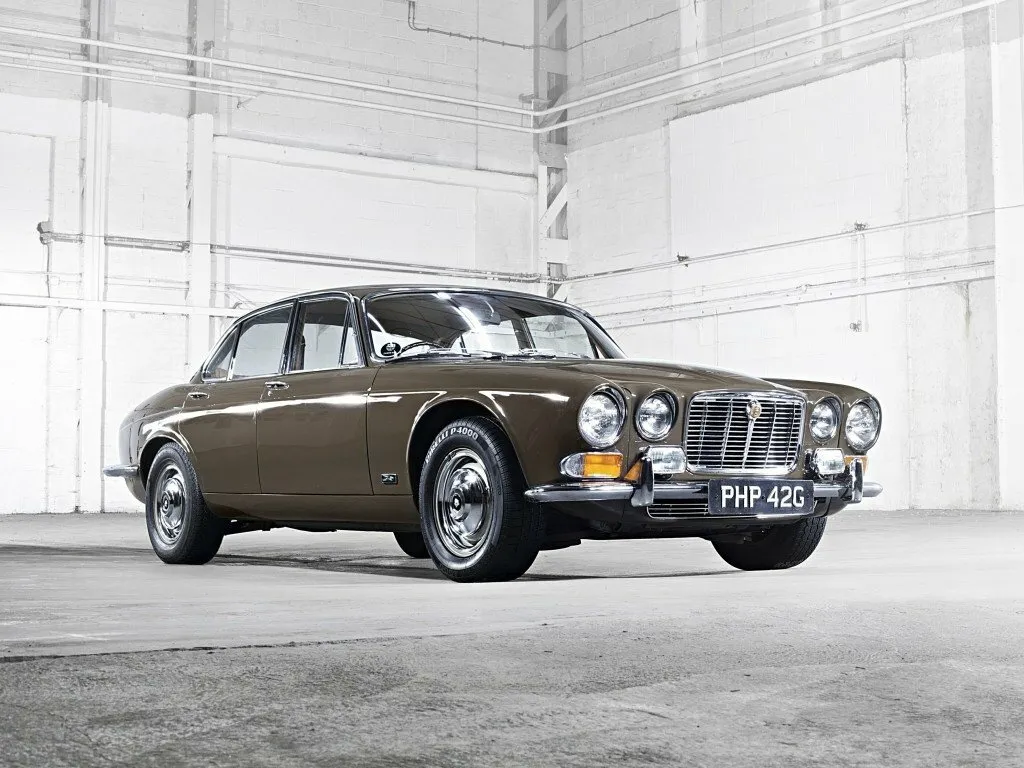 Jaguar XJ I (Series 1)