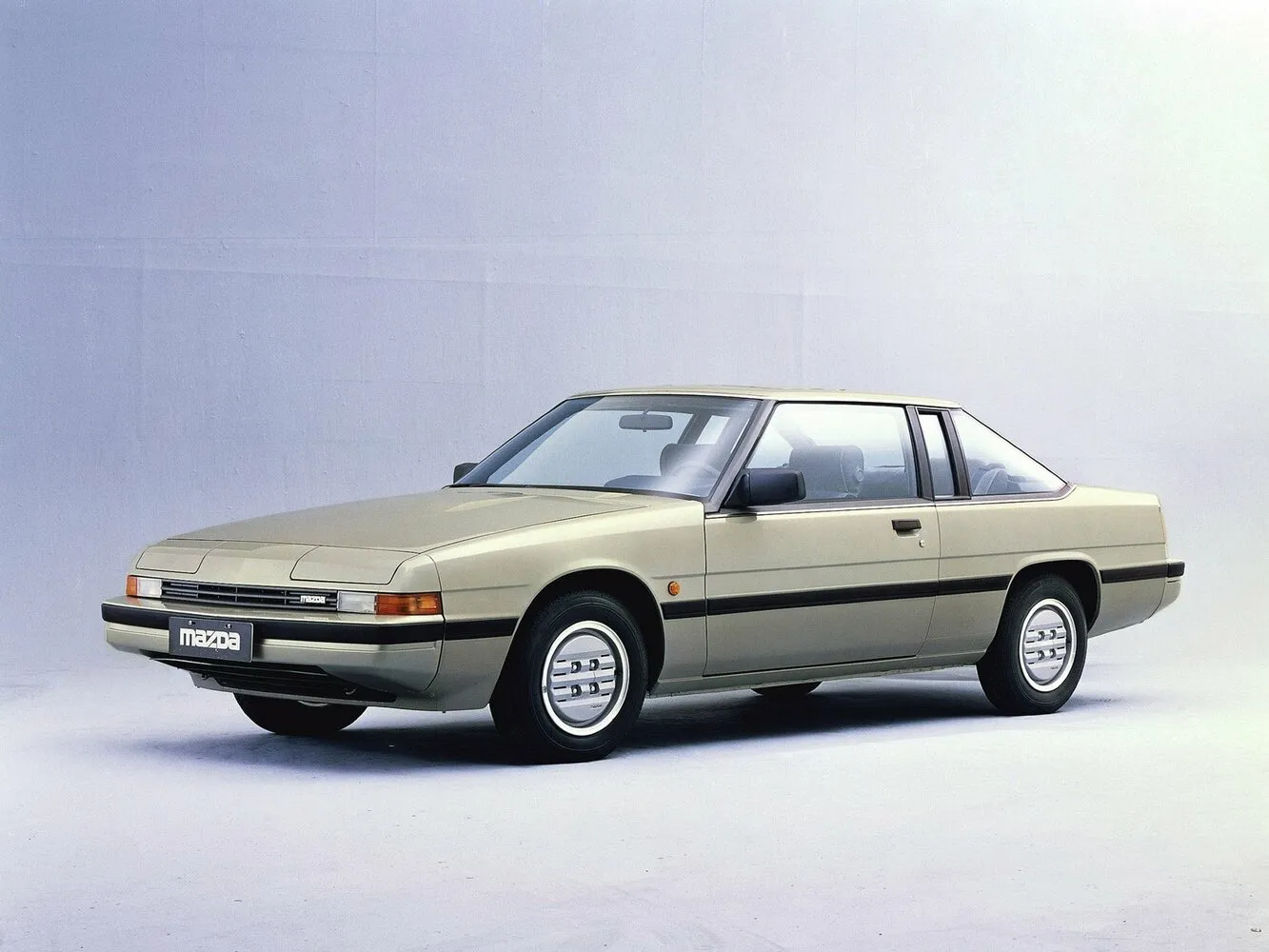 Mazda 929 II (HB)