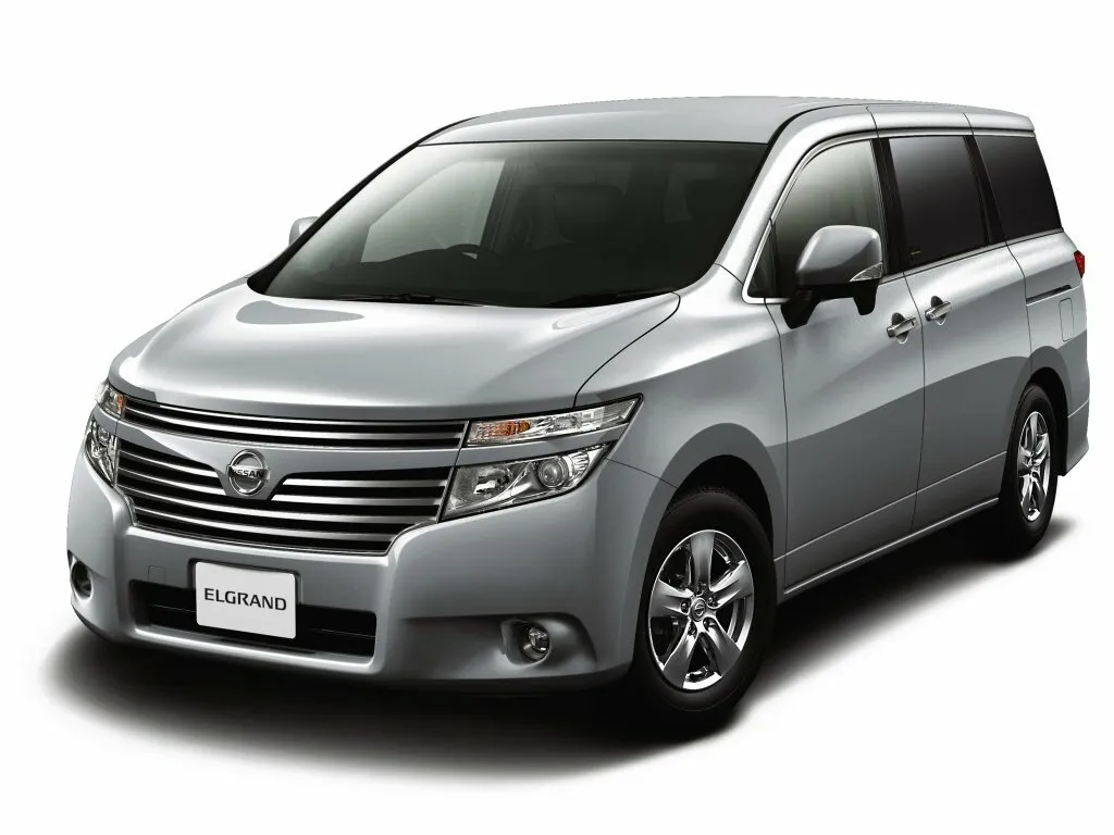 Nissan Elgrand III (E52)