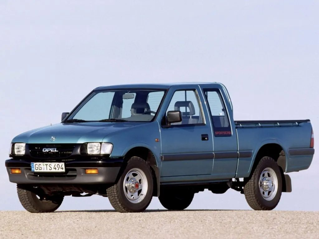 Opel Campo 3.1d MT (114 л.с.) 4WD