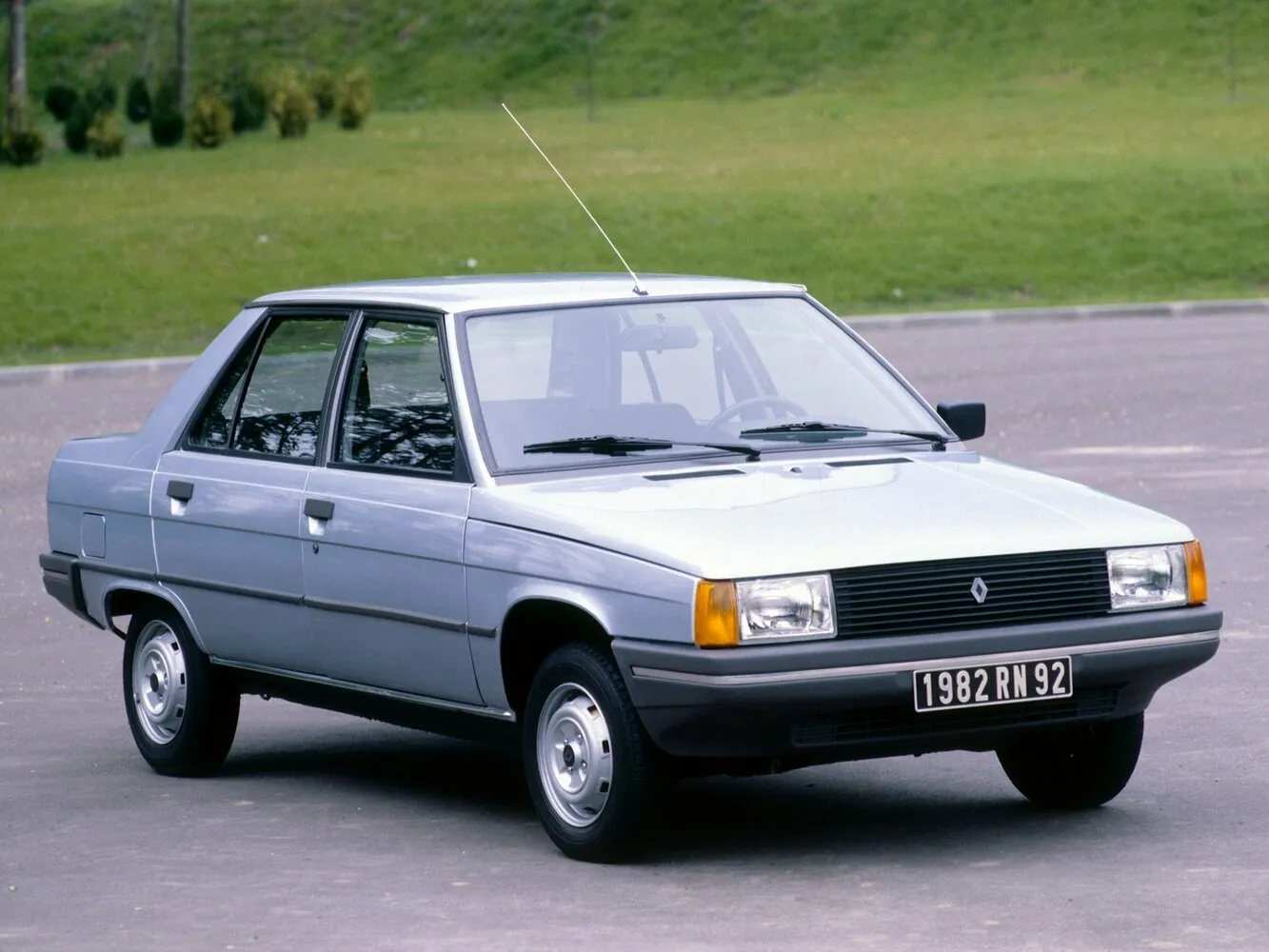 Renault 9 I