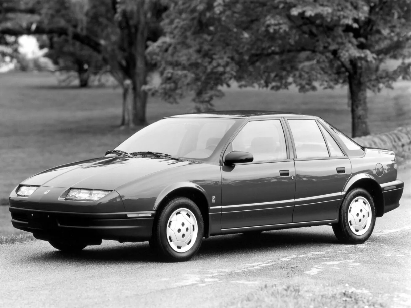 Saturn SL