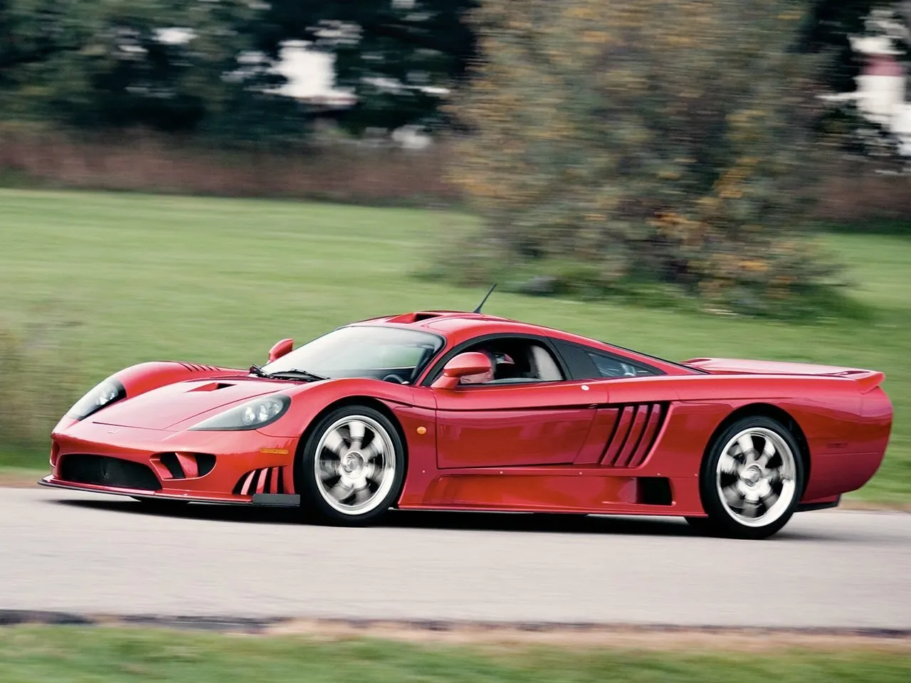 Saleen S7 