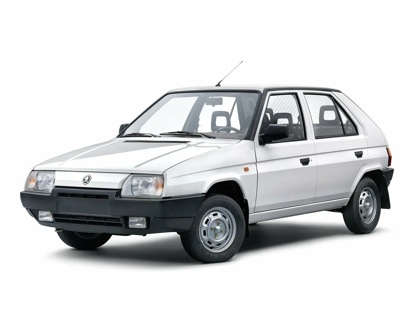 Skoda Favorit 1.3 MT (54 л.с.)