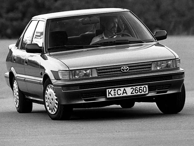 Toyota Corolla 1.6 MT (125 л.с.)