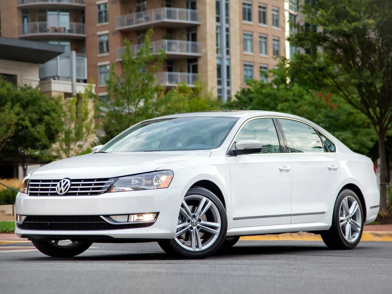 Volkswagen Passat (North America and China)