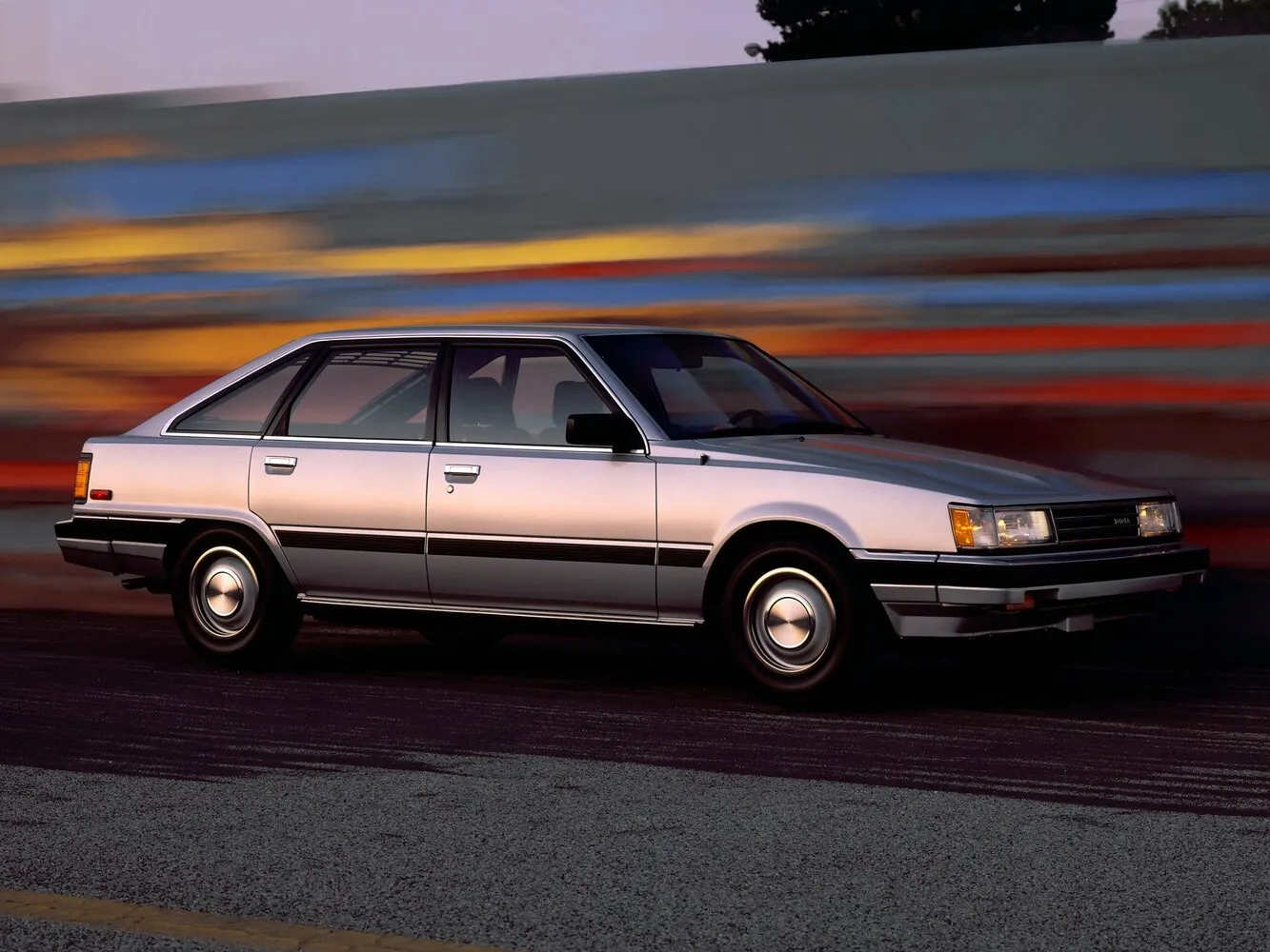 Toyota Camry 2.0 AT (97 л.с.)