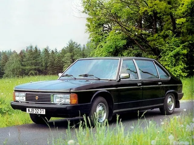 Tatra T613 