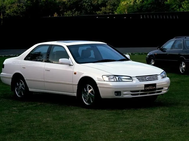 Toyota Camry Gracia 2.5 AT (200 л.с.)