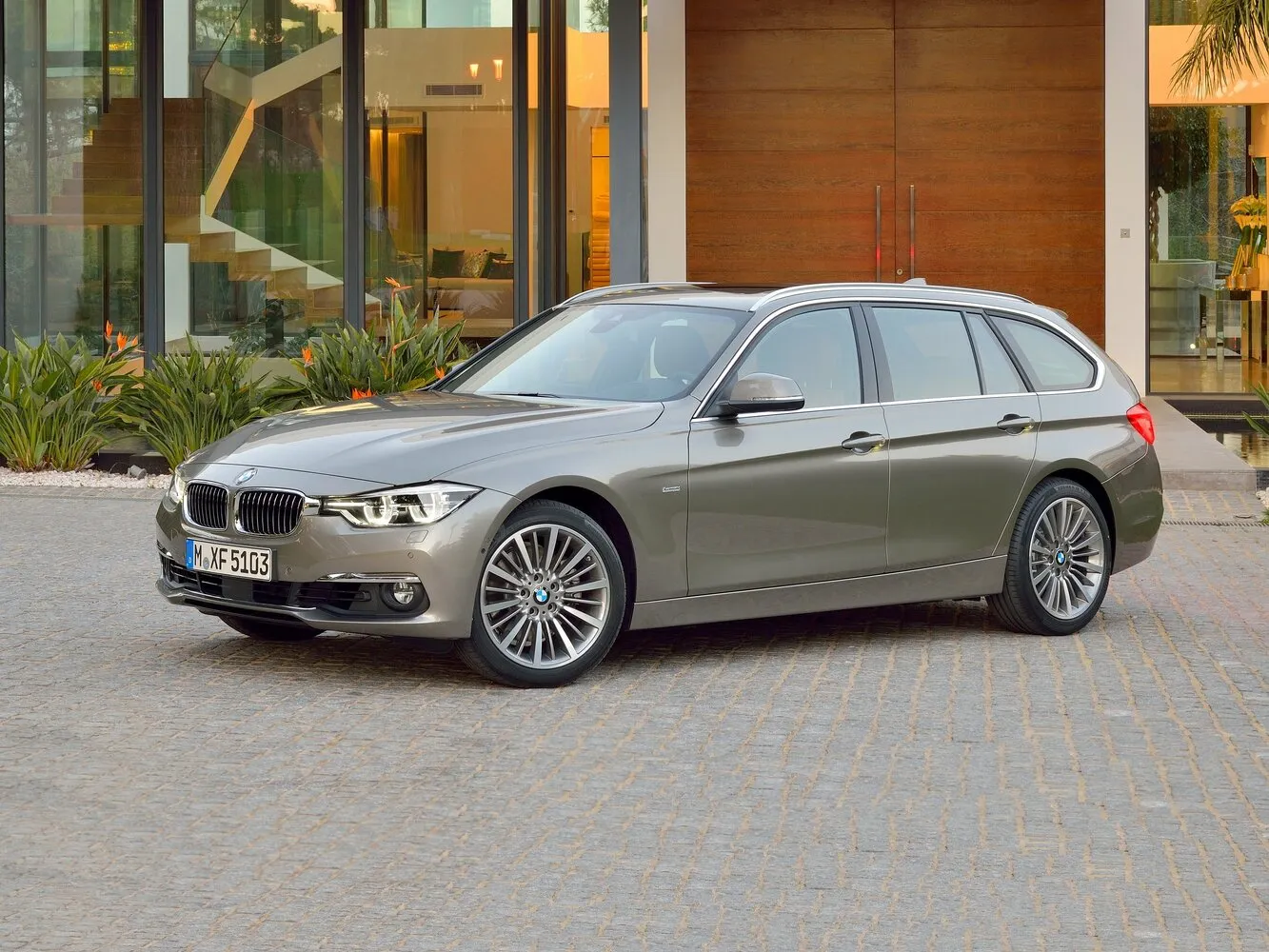 BMW 3 серии 320d xDrive 2.0d AT (190 л.с.) 4WD
