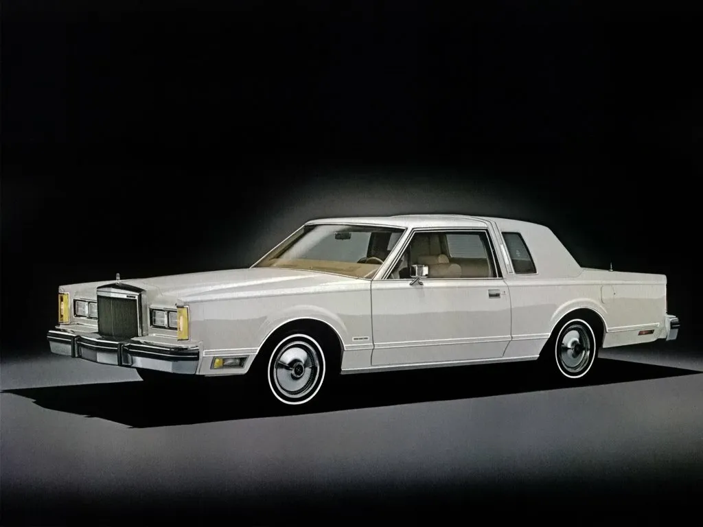 Lincoln Continental 4.9 AT (141 л.с.)