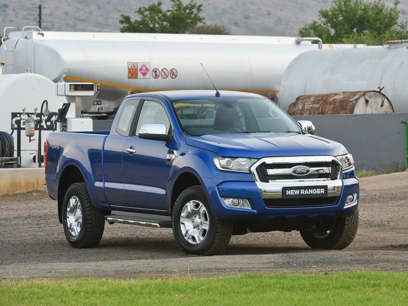 Ford Ranger 3.2d AT (200 л.с.)