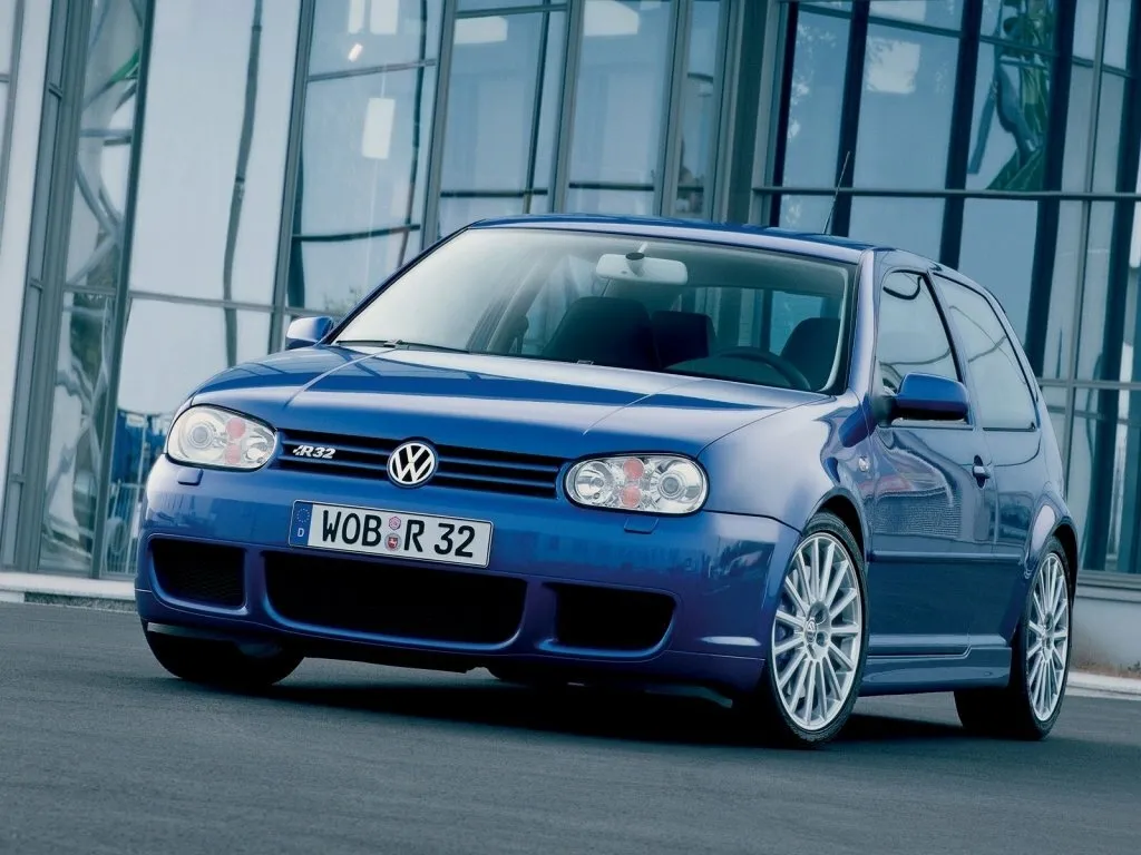 Volkswagen Golf R32