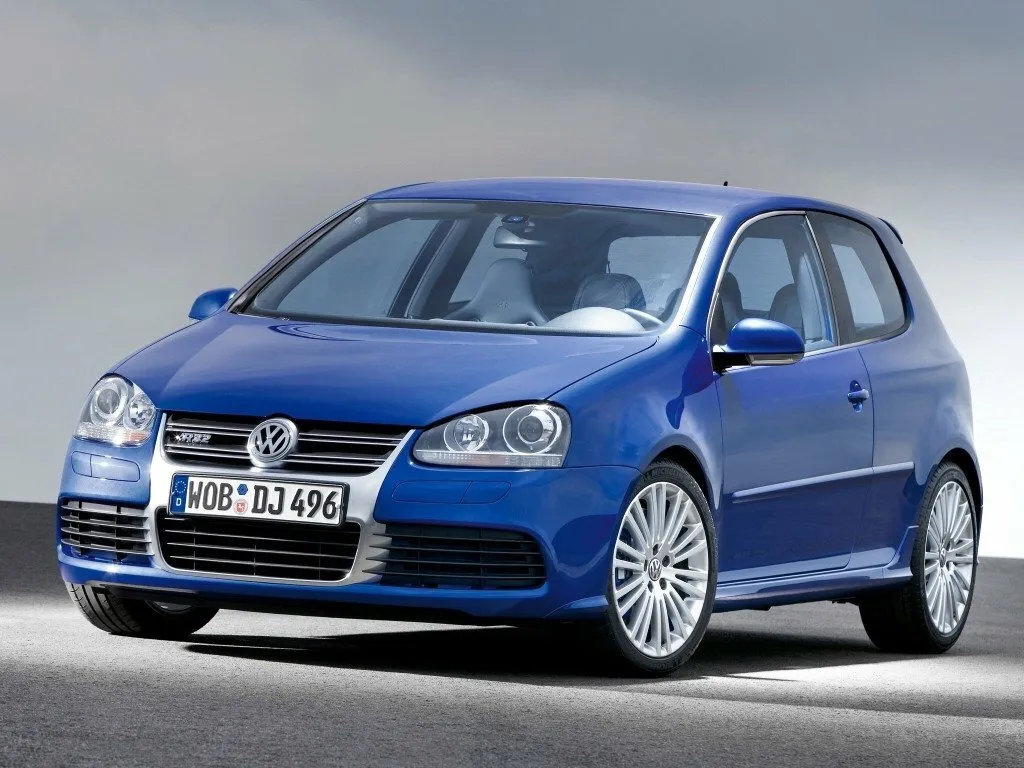 Volkswagen Golf R32 V