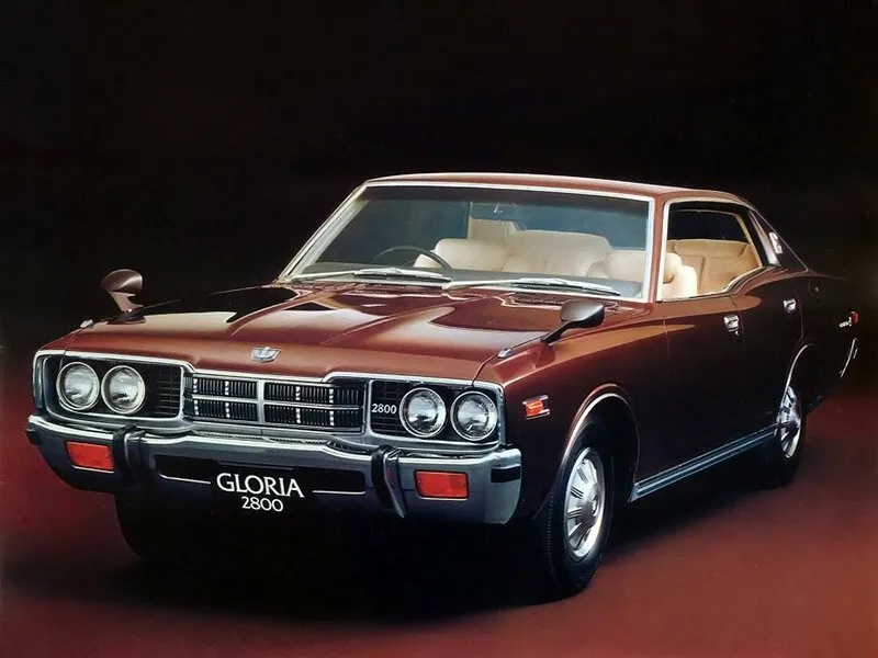Nissan Gloria V (330)