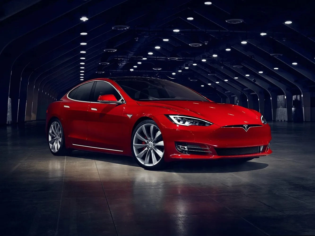 Tesla Model S I Рестайлинг