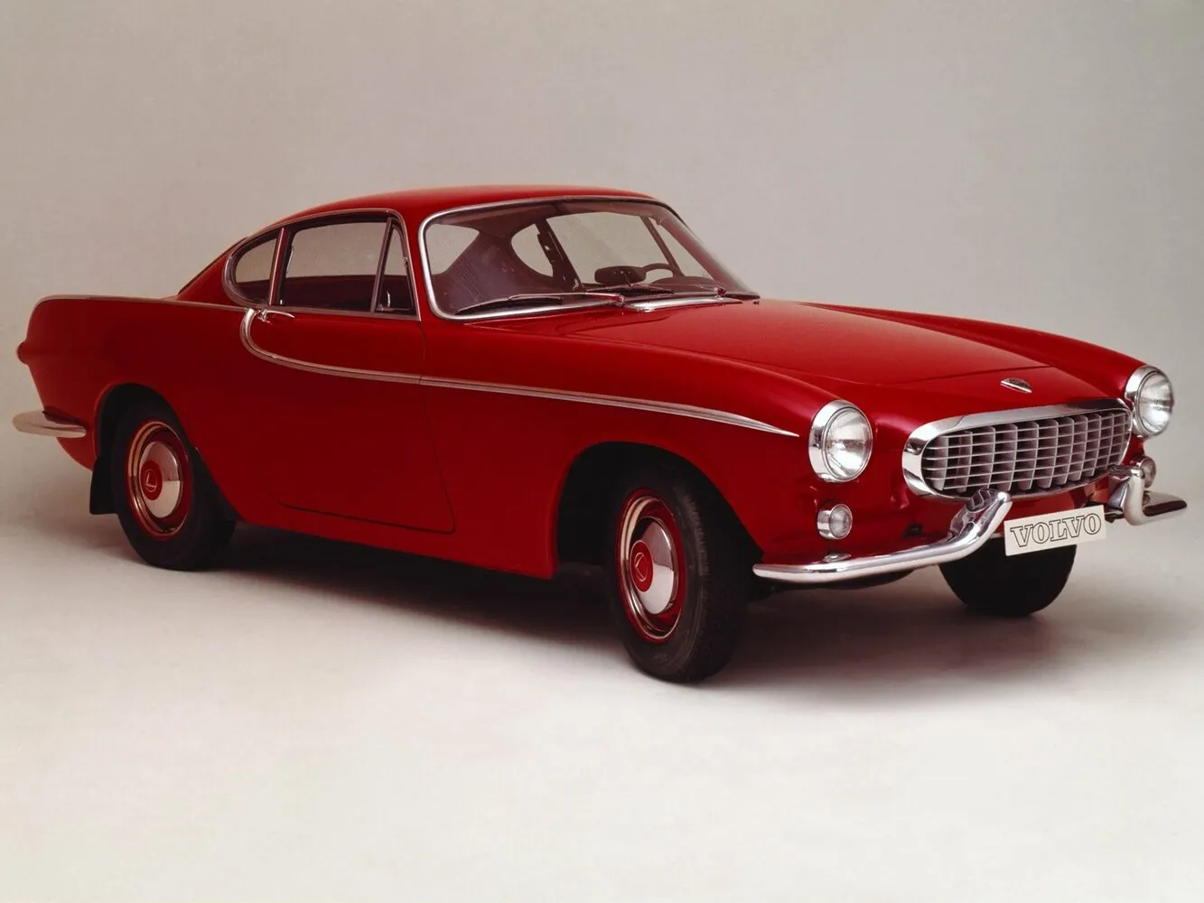 Volvo P1800