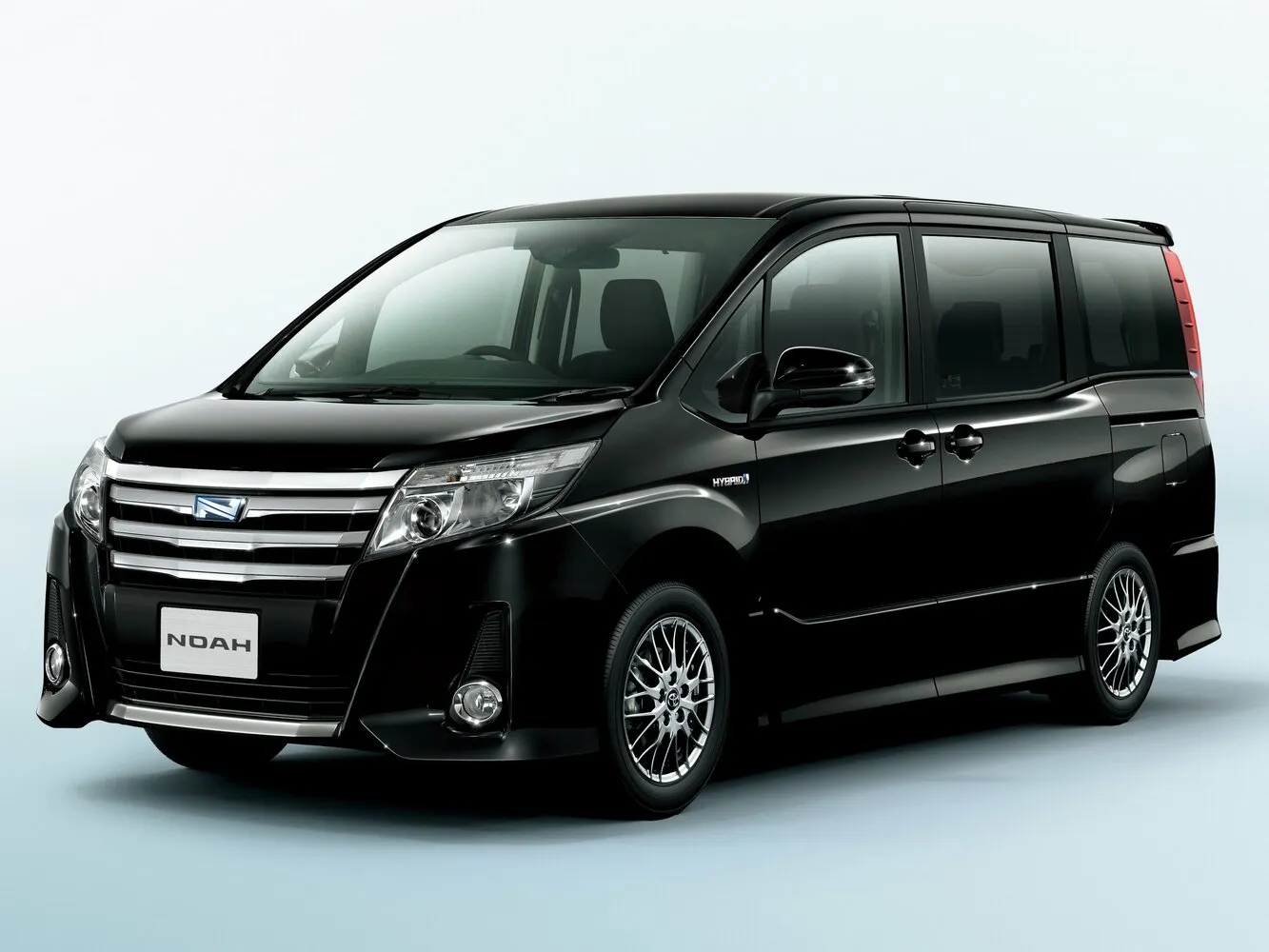 Toyota Noah III (R80)