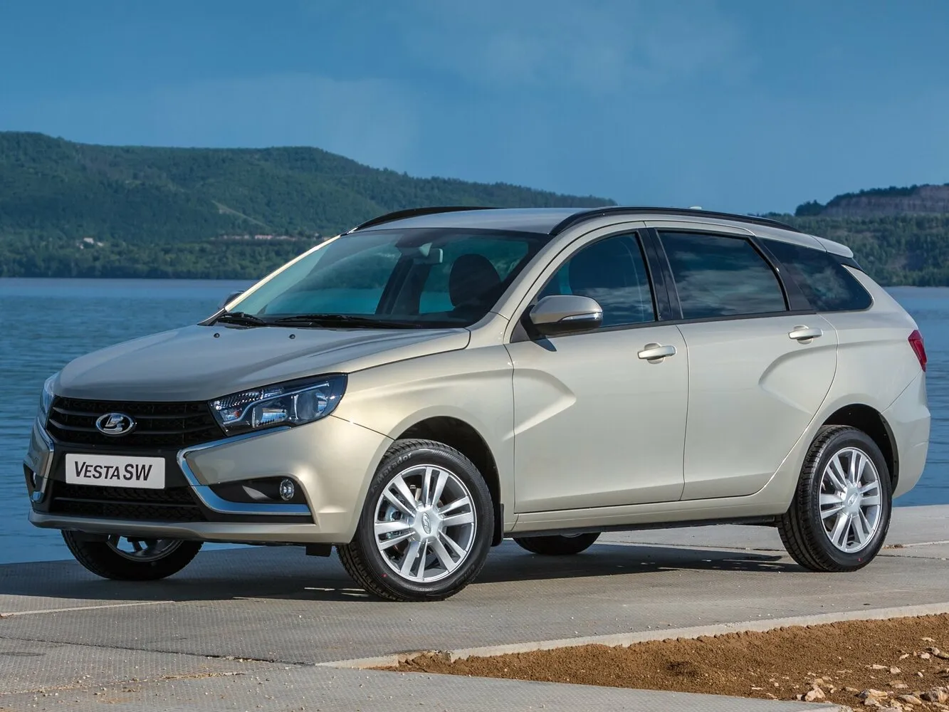 Lada (ВАЗ) Vesta SW 1.6 MT (106 л.с.)