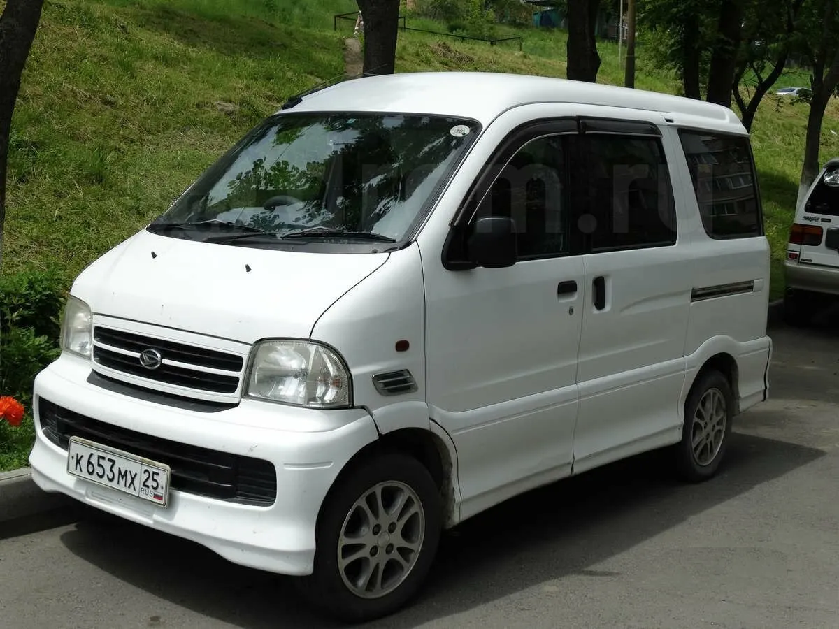 Daihatsu Atrai 7 1.3 AT (92 л.с.)