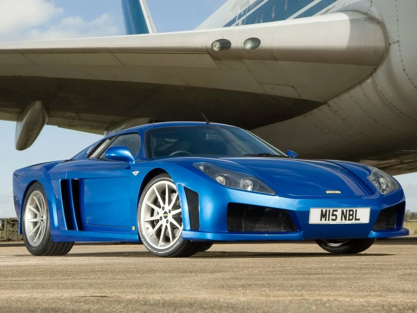 Noble M15 