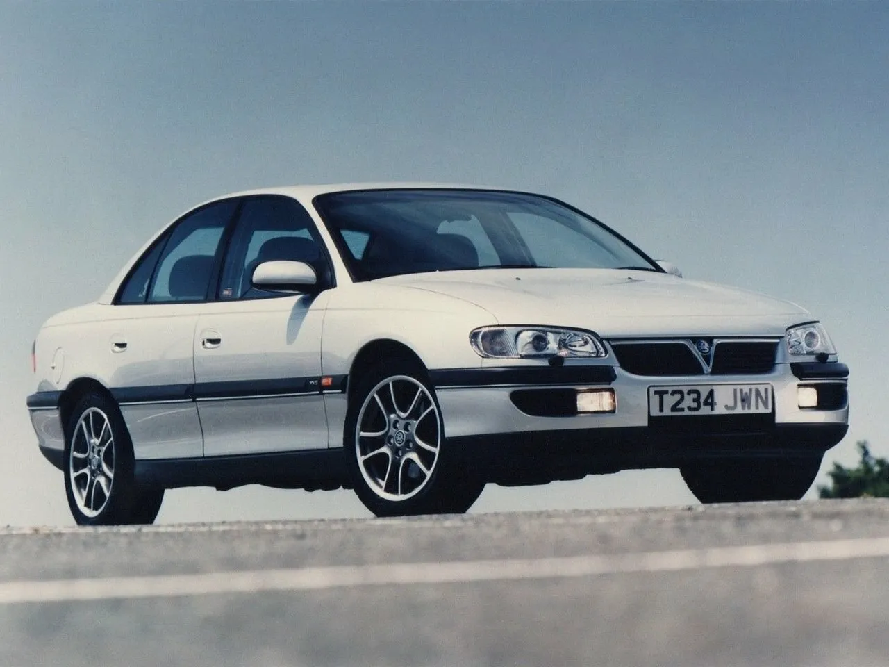 Vauxhall Omega