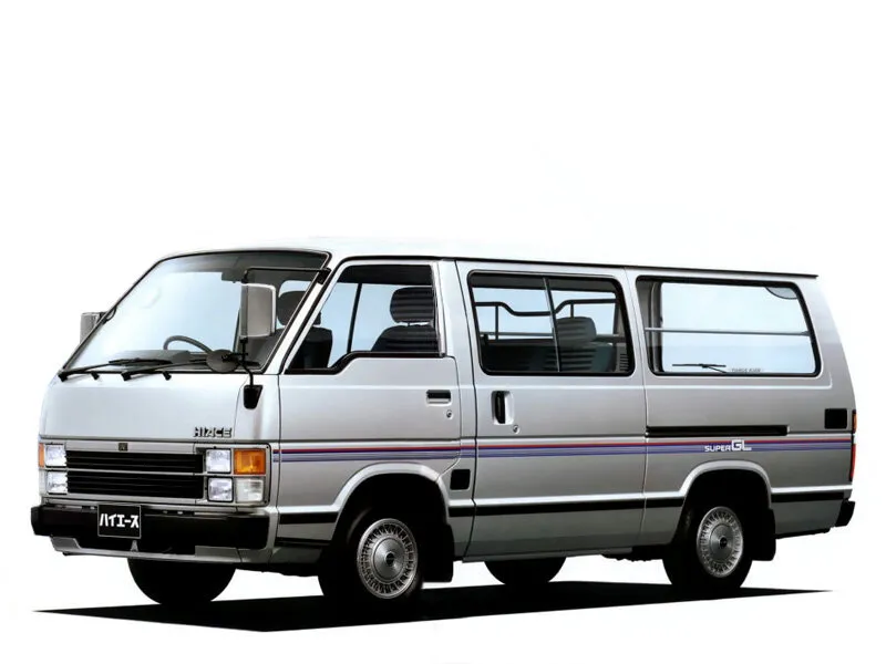 Toyota HiAce 2.0 MT (105 л.с.)