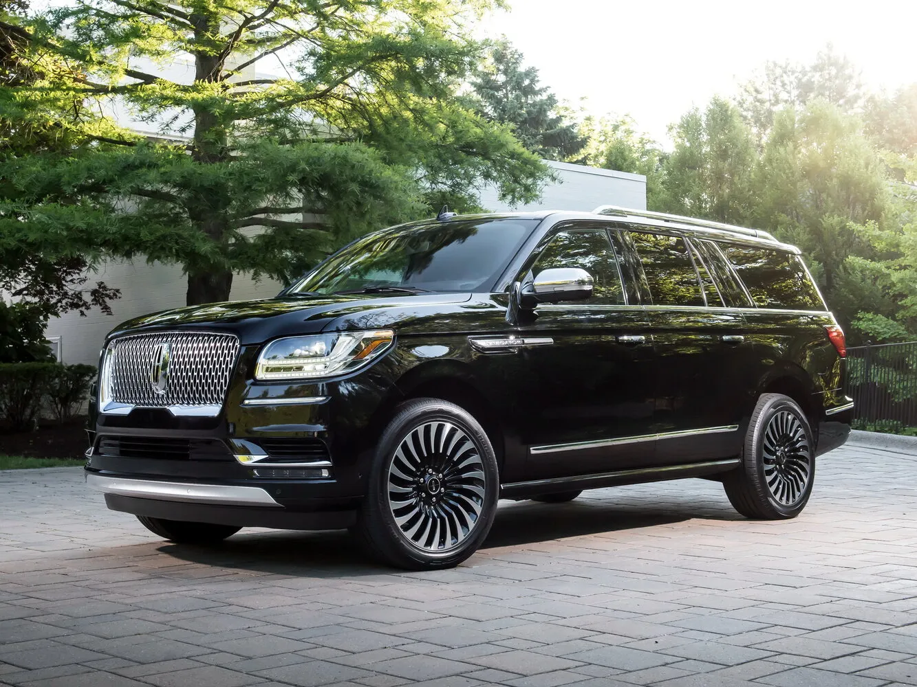 Lincoln Navigator L 3.5 AT (456 л.с.) 4WD