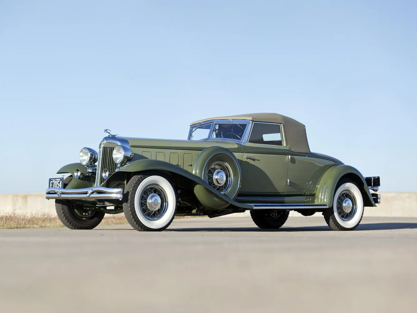 Chrysler Imperial 6.3 MT (127 л.с.)