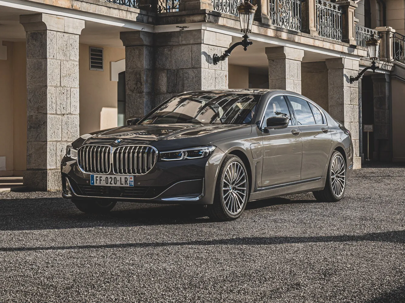 BMW 7 серии VI (G11/G12) Рестайлинг