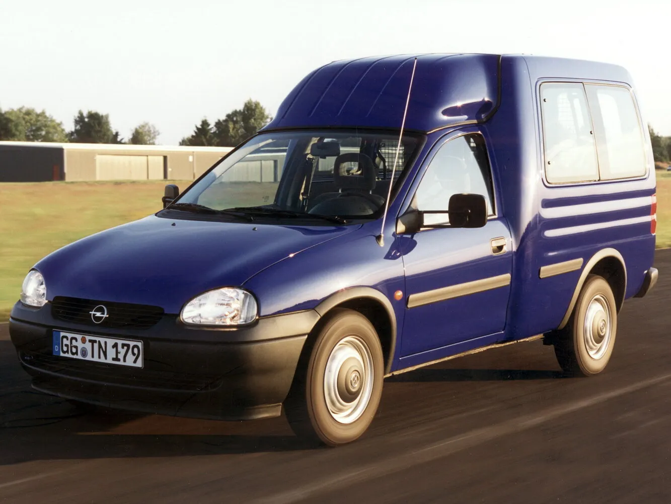 Opel Combo 1.7d MT (60 л.с.)