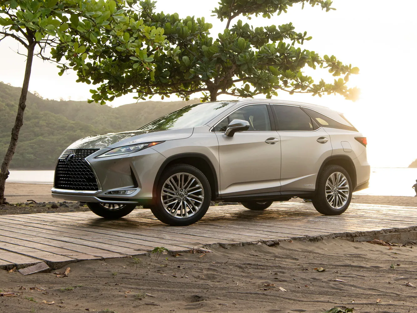 Lexus RX 350L 3.5 AT (294 л.с.)