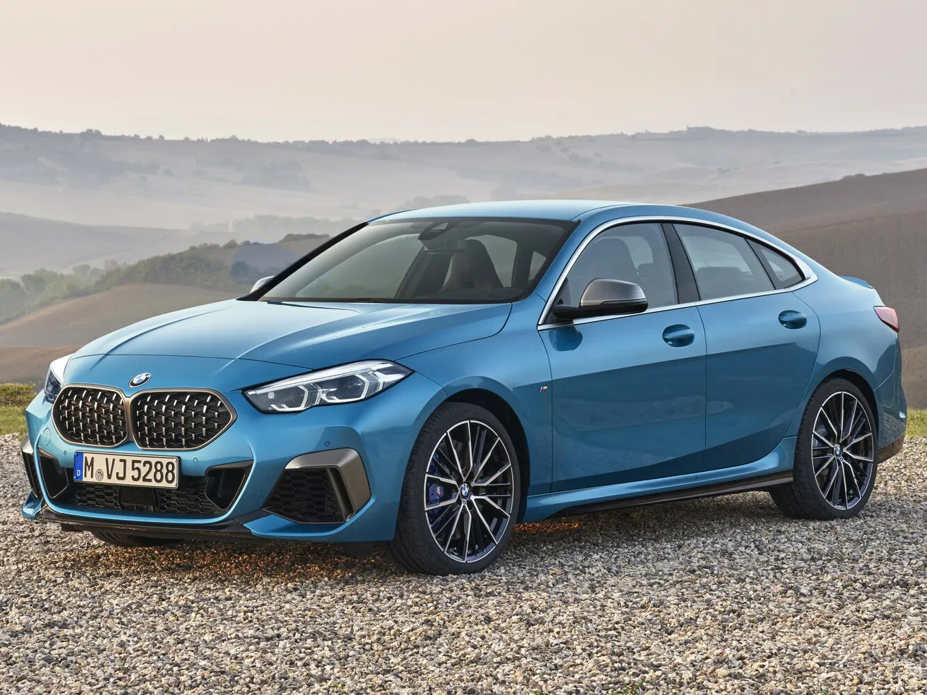 BMW 2 серии F44
