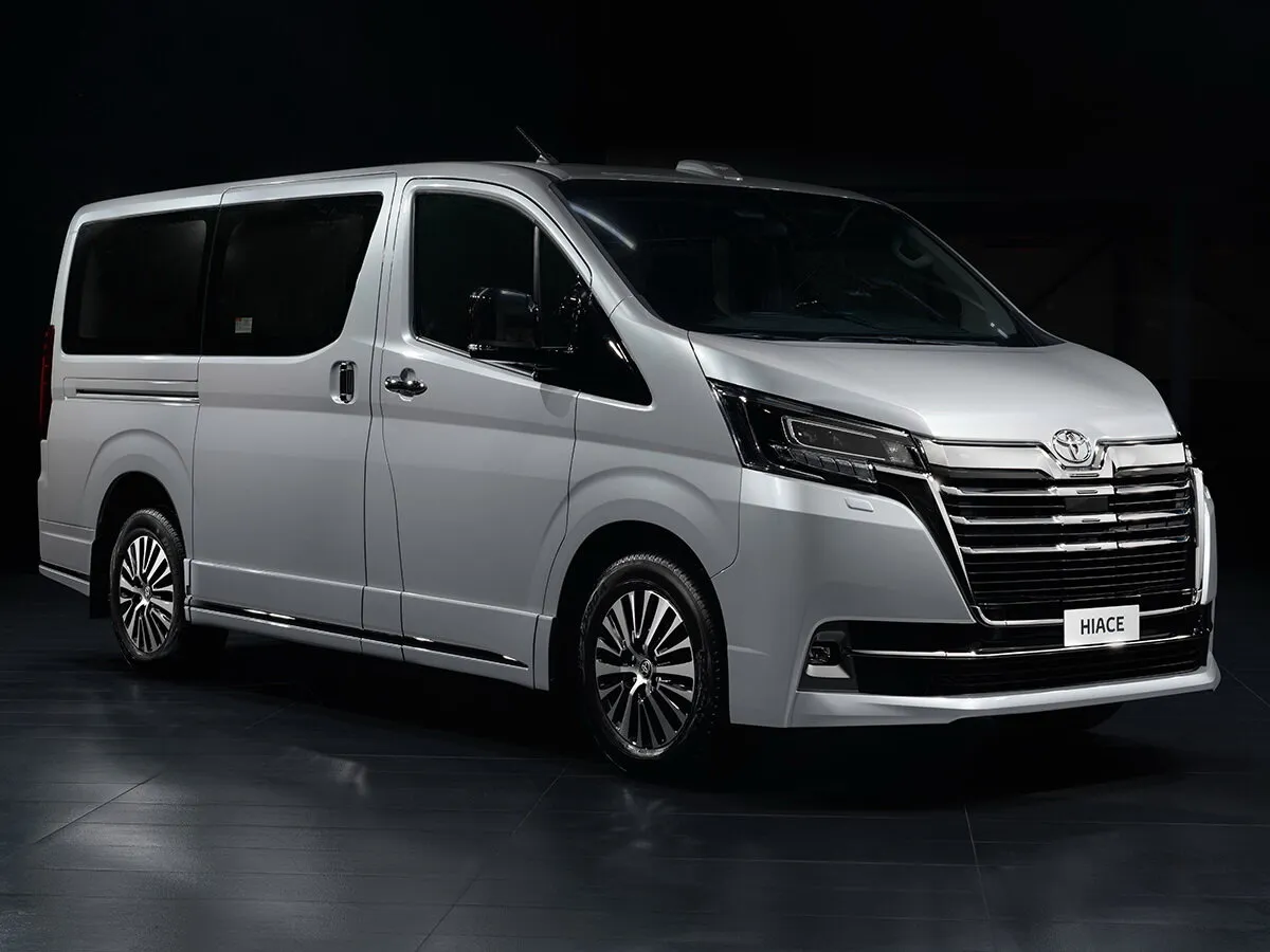 Toyota HiAce H300