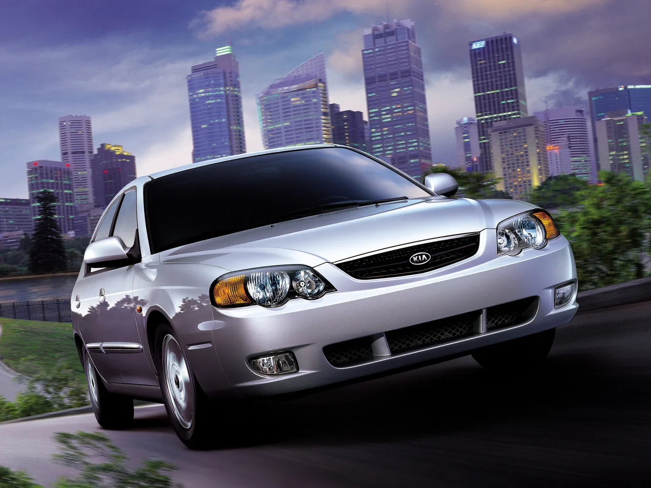 Kia Shuma