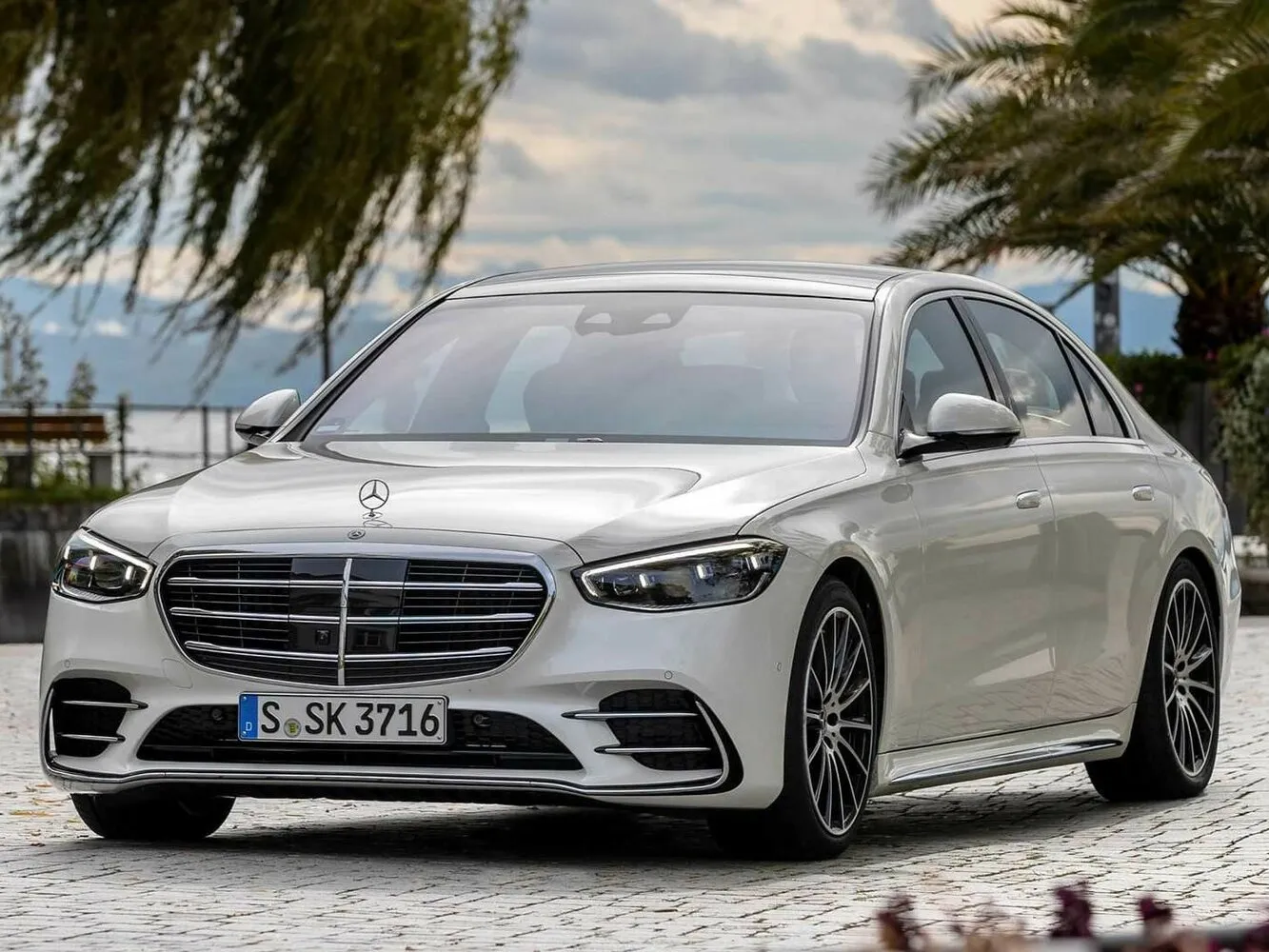Mercedes-Benz S-Класс VII (W223)