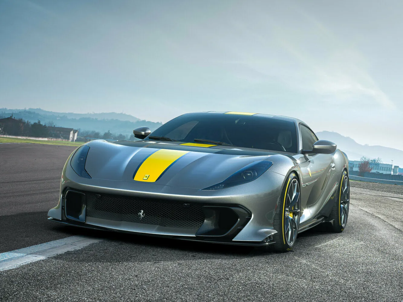 Ferrari 812 