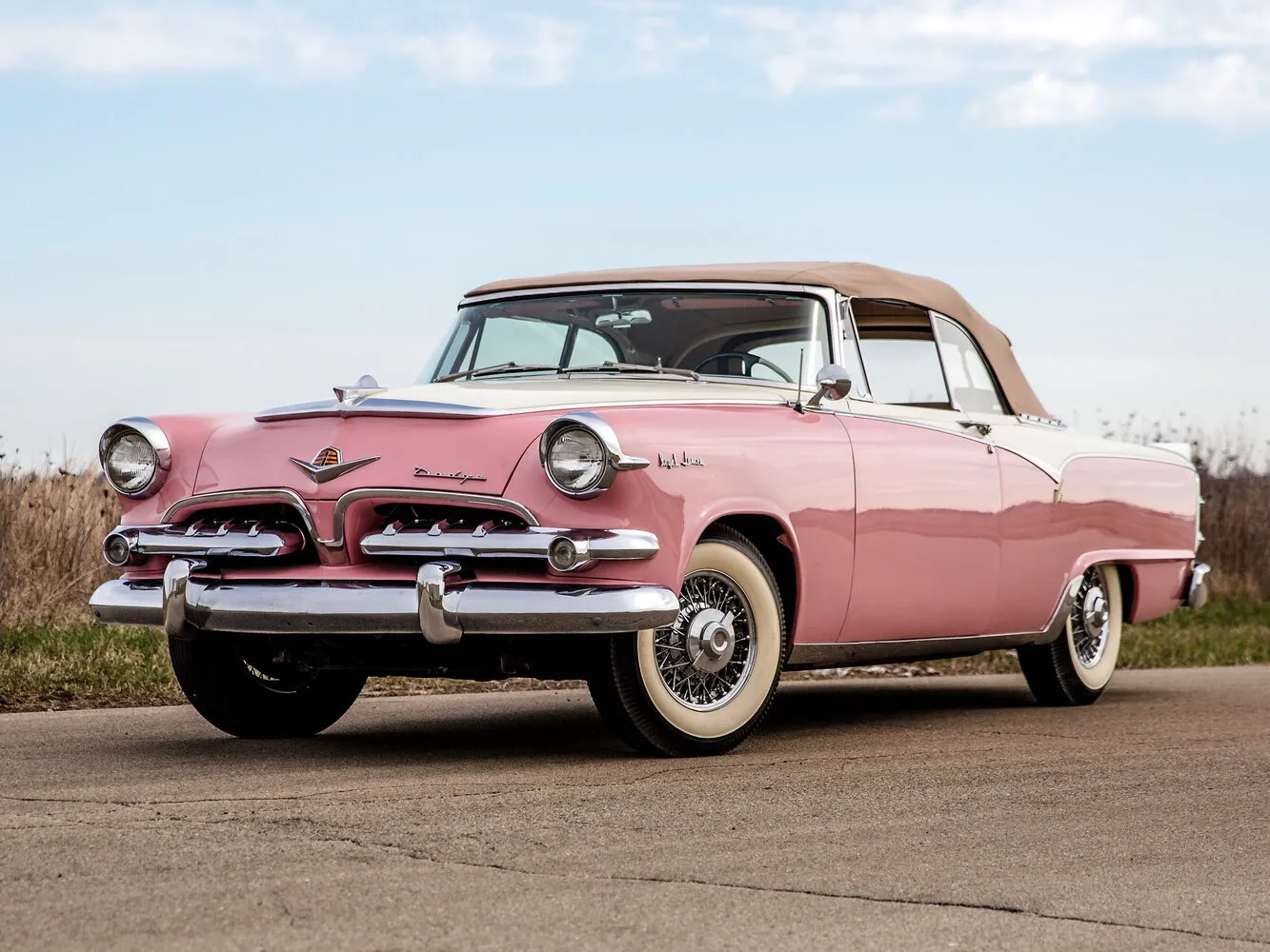 Dodge Custom Royal 5.2 AT (260 л.с.)