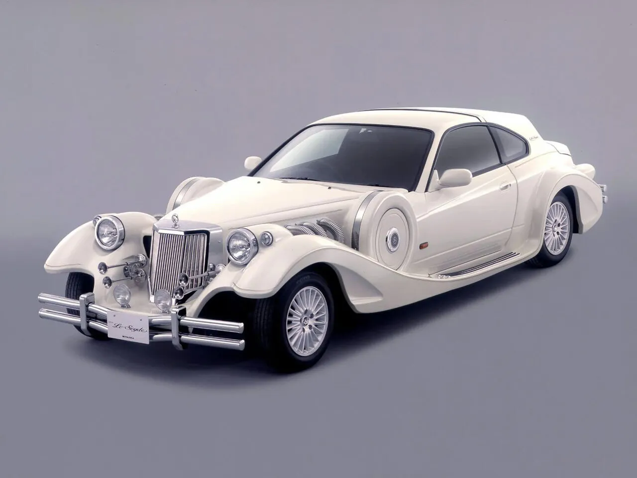 Mitsuoka Le-Seyde