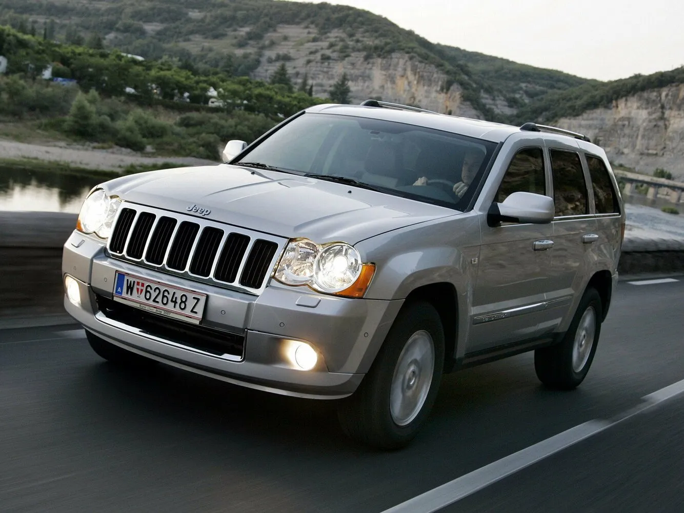 Jeep Grand Cherokee III (WK)
