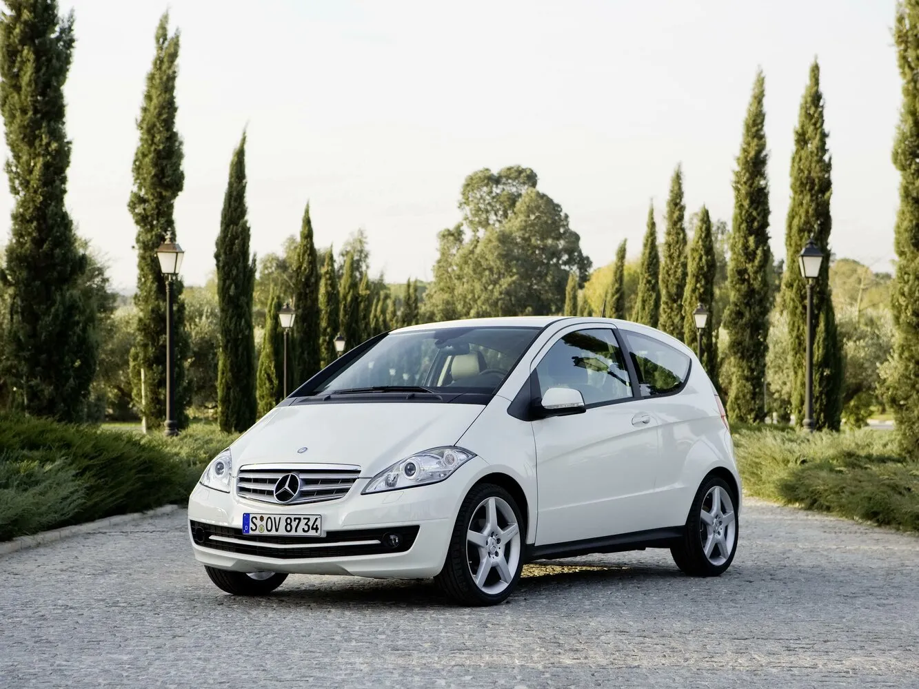 Mercedes-Benz A-Класс 160 1.5 CVT (95 л.с.)