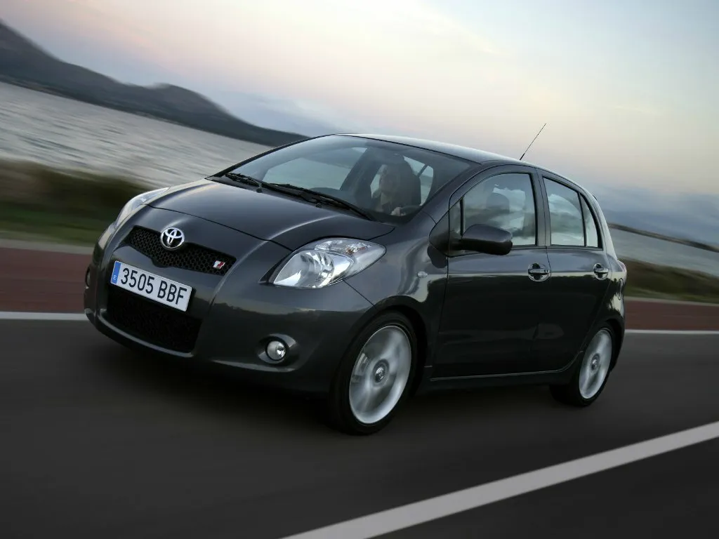 Toyota Yaris Multimode 1.3 AMT (87 л.с.)